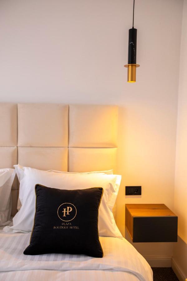 Plaza Boutique Hotel Приштина Екстер'єр фото